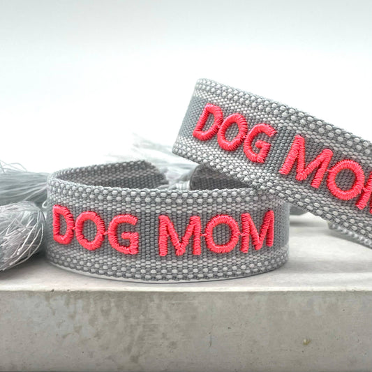 Bracelet tissé et brodé DOG MOM